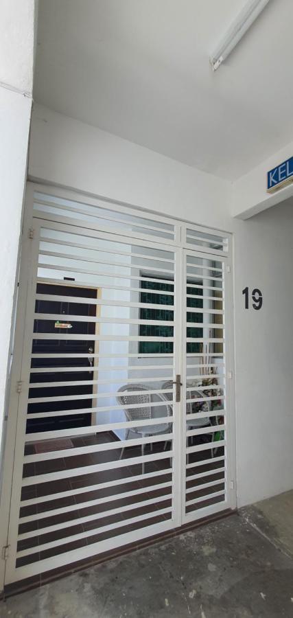 Leezahomestay Bayan Lepas Exterior foto