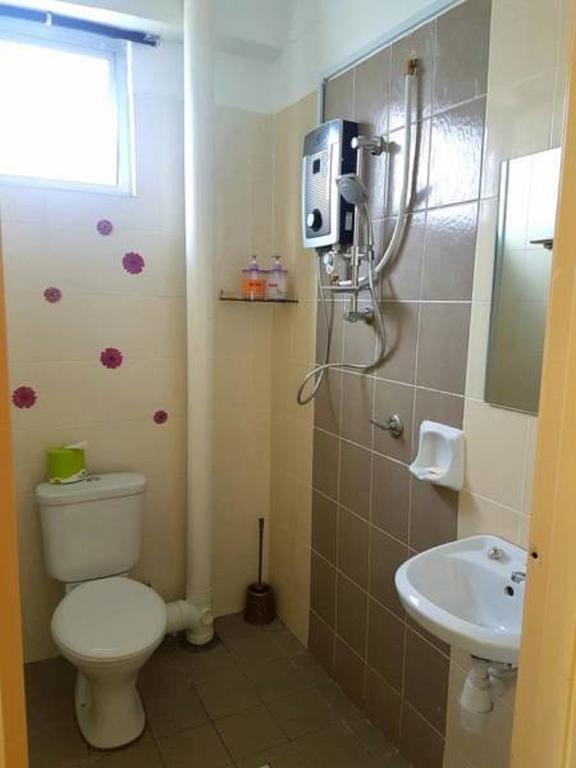 Leezahomestay Bayan Lepas Exterior foto